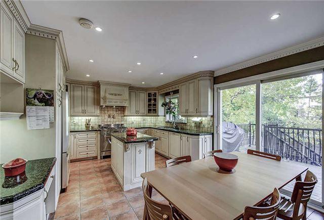 166 Valley Rd, House detached with 4 bedrooms, 4 bathrooms and 4 parking in Toronto ON | Image 7