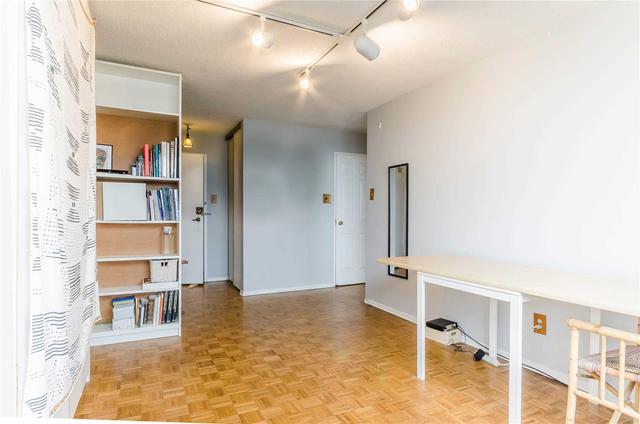 1102 - 120 St Patrick St, Condo with 1 bedrooms, 1 bathrooms and 0 parking in Toronto ON | Image 12