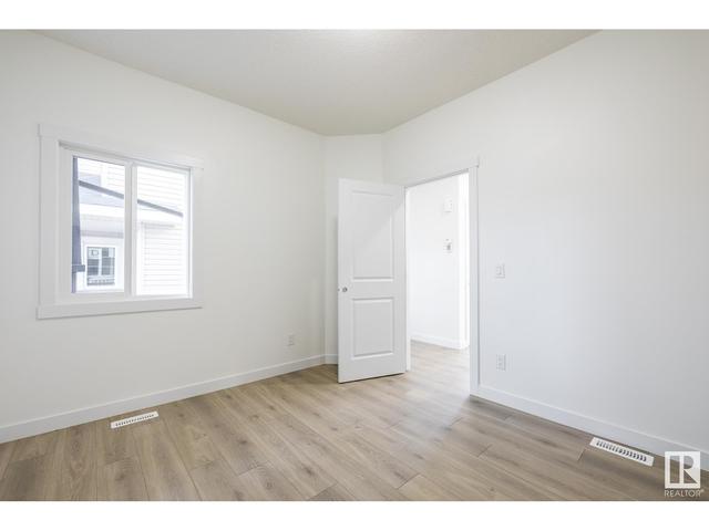 17776 72 St Nw, House detached with 3 bedrooms, 2 bathrooms and null parking in Edmonton AB | Image 4
