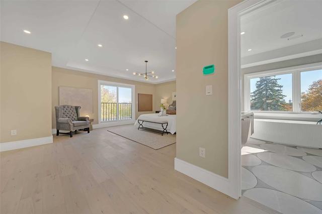 111 Banstock Dr, House detached with 4 bedrooms, 6 bathrooms and 6 parking in Toronto ON | Image 11