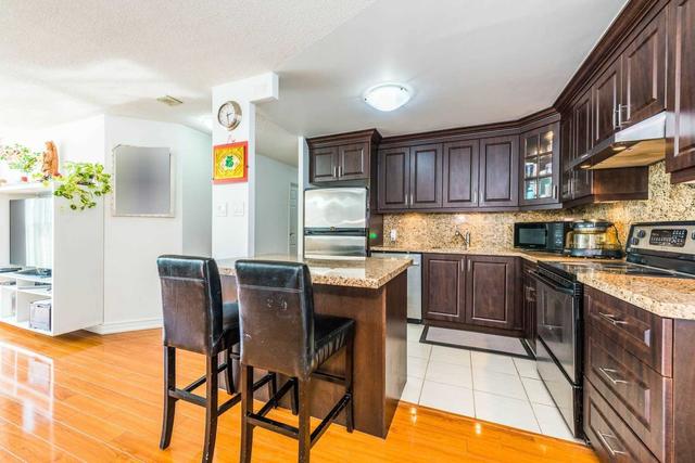 402 - 25 Trailwood Dr, Condo with 2 bedrooms, 2 bathrooms and 1 parking in Mississauga ON | Image 33