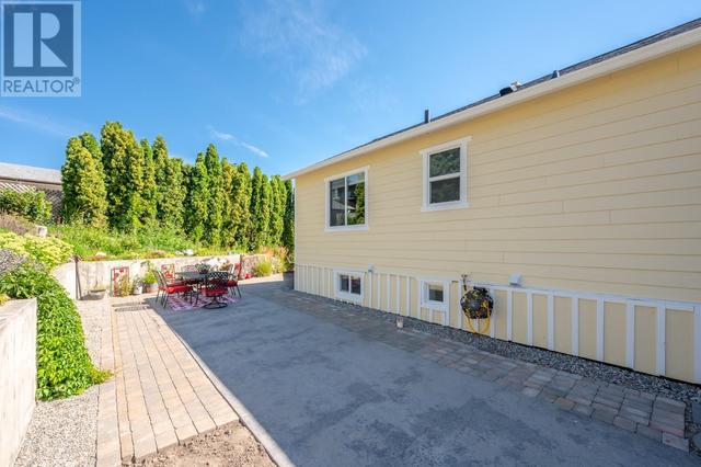 5485 Solly Road, House detached with 3 bedrooms, 2 bathrooms and null parking in Summerland BC | Image 12