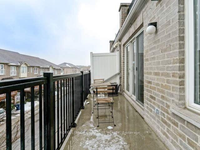 2033 - 3025 Finch Ave W, Townhouse with 1 bedrooms, 1 bathrooms and 1 parking in Toronto ON | Image 5