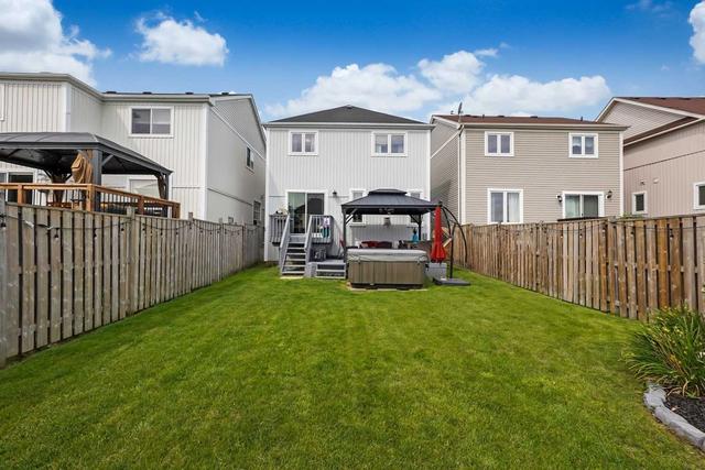 1197 Stire St, House detached with 3 bedrooms, 2 bathrooms and 2 parking in Oshawa ON | Image 19