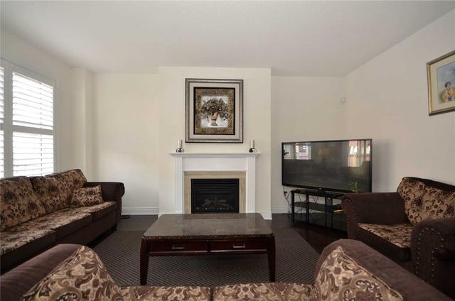 35 Orange Blossom Tr, House detached with 4 bedrooms, 5 bathrooms and 6 parking in Brampton ON | Image 11