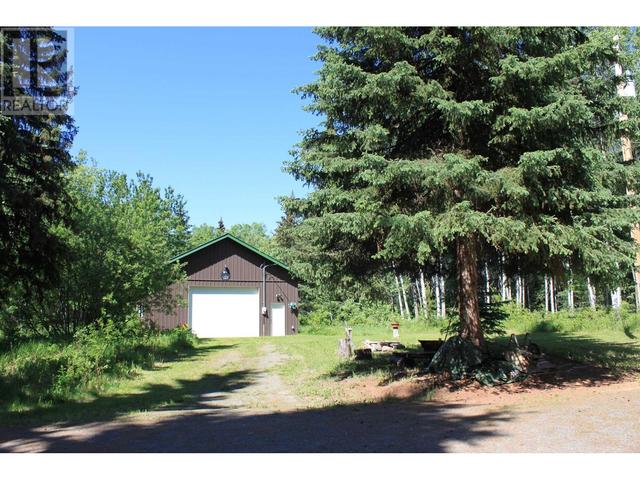 8335 N Bridge Lake Road, House detached with 3 bedrooms, 1 bathrooms and null parking in Cariboo L BC | Image 19