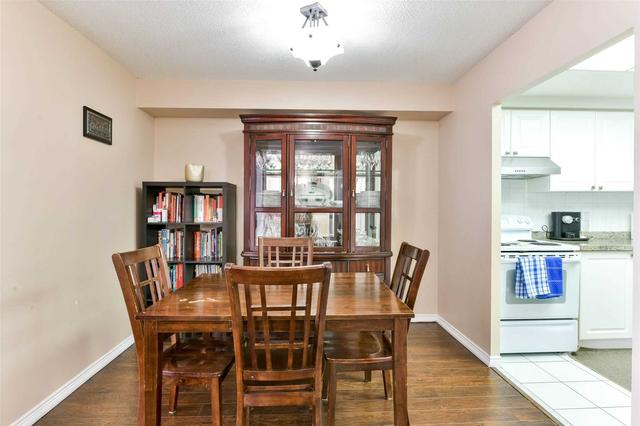 2209 - 135 Hillcrest Ave E, Condo with 2 bedrooms, 1 bathrooms and 1 parking in Mississauga ON | Image 15
