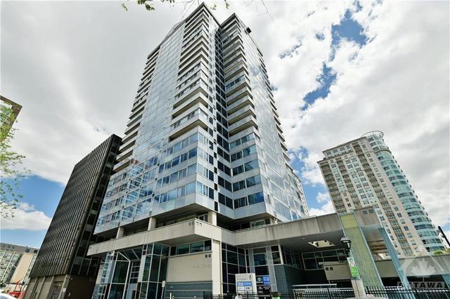 1905 - 160 George Street, Condo with 2 bedrooms, 2 bathrooms and 1 parking in Ottawa ON | Image 1