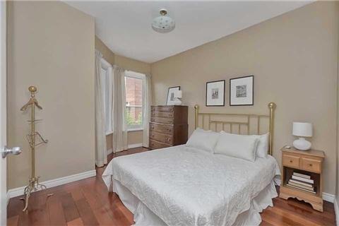 257 Osler St, House semidetached with 3 bedrooms, 2 bathrooms and 1 parking in Toronto ON | Image 12