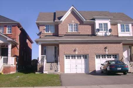 18 Rotunda St, House semidetached with 4 bedrooms, 3 bathrooms and 1 parking in Brampton ON | Image 1