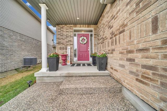 612 Thorndale Dr, House detached with 3 bedrooms, 3 bathrooms and 5 parking in Waterloo ON | Image 23