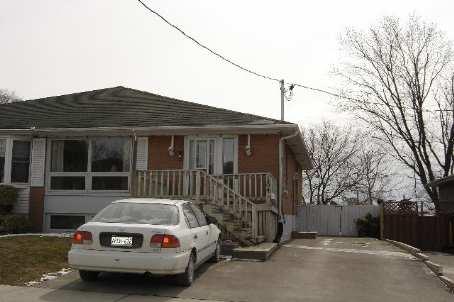 134 Septonne Ave, House semidetached with 3 bedrooms, 2 bathrooms and 4 parking in Newmarket ON | Image 1