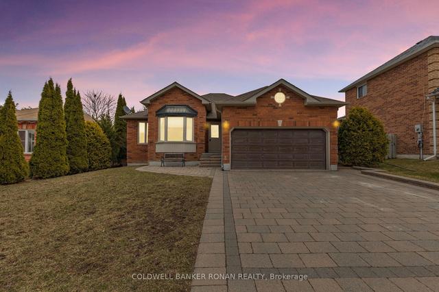 99 Banting Dr, House detached with 3 bedrooms, 3 bathrooms and 5 parking in New Tecumseth ON | Image 1