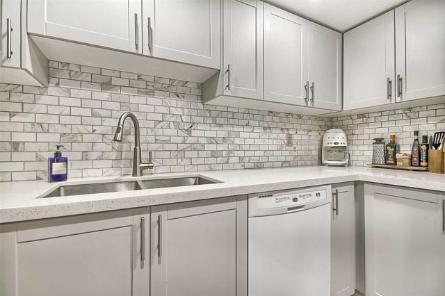 605 - 71 Front St E, Condo with 1 bedrooms, 1 bathrooms and 1 parking in Toronto ON | Image 7
