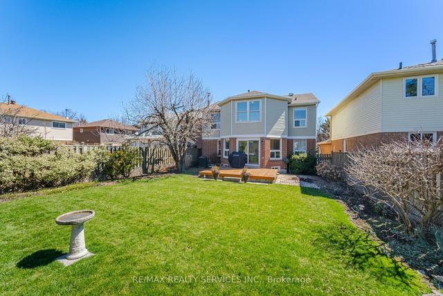 4 Donaldson Dr, House detached with 4 bedrooms, 4 bathrooms and 5 parking in Brampton ON | Image 33
