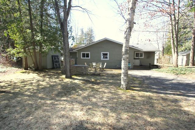 151 Mckelvey Beach Rd, House detached with 5 bedrooms, 2 bathrooms and 8 parking in Kawartha Lakes ON | Image 17