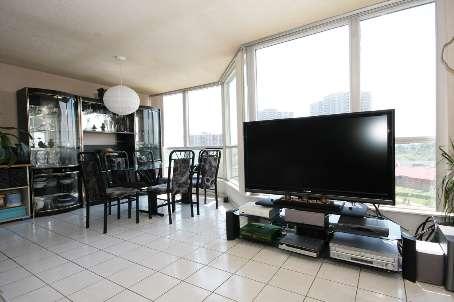 612 - 1 Rowntree Rd, Condo with 2 bedrooms, 2 bathrooms and 1 parking in Toronto ON | Image 5