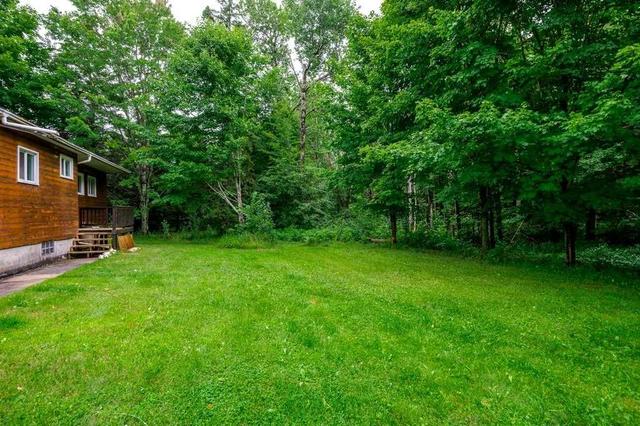 1165 County Road 620 Rd, House detached with 2 bedrooms, 1 bathrooms and 12 parking in North Kawartha ON | Image 32