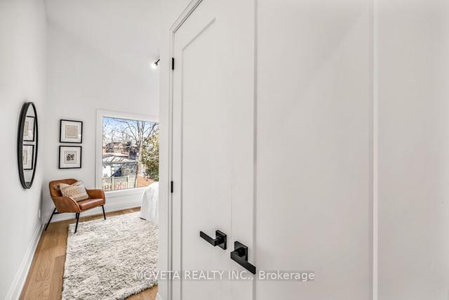 31 Lippincott St, House detached with 4 bedrooms, 6 bathrooms and 2 parking in Toronto ON | Image 11