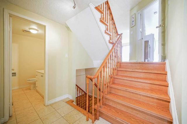 94 Maitland Dr, House detached with 4 bedrooms, 4 bathrooms and 6 parking in Markham ON | Image 12