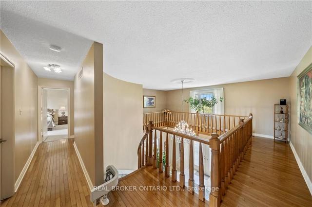 591 Dundas St E, House detached with 5 bedrooms, 3 bathrooms and 32 parking in Hamilton ON | Image 21