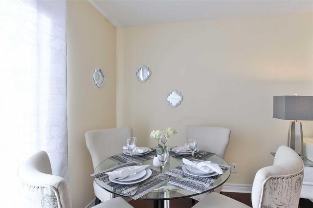 807 - 60 Town Centre Crt, Condo with 1 bedrooms, 1 bathrooms and 1 parking in Toronto ON | Image 10