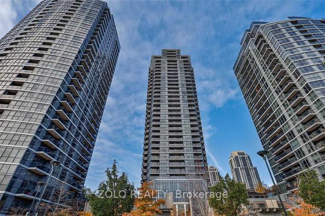 1904 - 5 Valhalla Inn Rd E, Condo with 2 bedrooms, 2 bathrooms and 1 parking in Toronto ON | Image 1