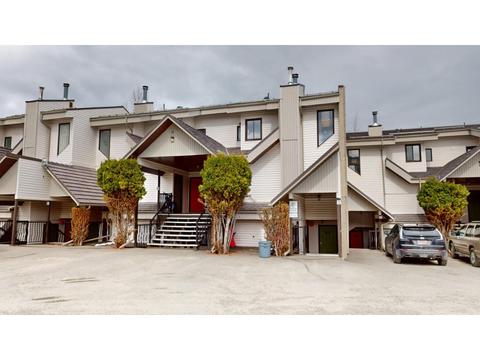 1027 - 930 Dogwood Drive, Condo with 1 bedrooms, 1 bathrooms and null parking in Kimberley BC | Card Image
