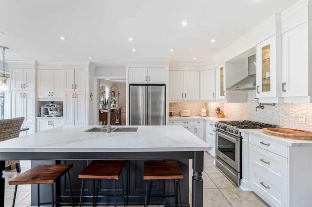 50 Helen St, House detached with 4 bedrooms, 4 bathrooms and 4 parking in Vaughan ON | Image 8