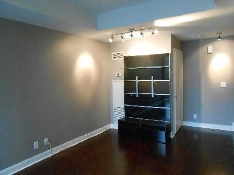 th131 - 70 Absolute Ave, Townhouse with 2 bedrooms, 2 bathrooms and 1 parking in Mississauga ON | Image 2
