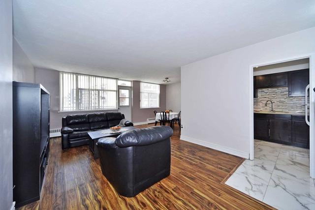 409 - 2245 Eglinton Ave E, Condo with 2 bedrooms, 1 bathrooms and 1 parking in Toronto ON | Image 7