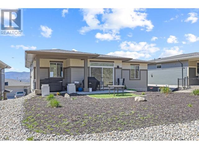 1575 Summer Crescent, House detached with 3 bedrooms, 3 bathrooms and 4 parking in Kelowna BC | Image 40