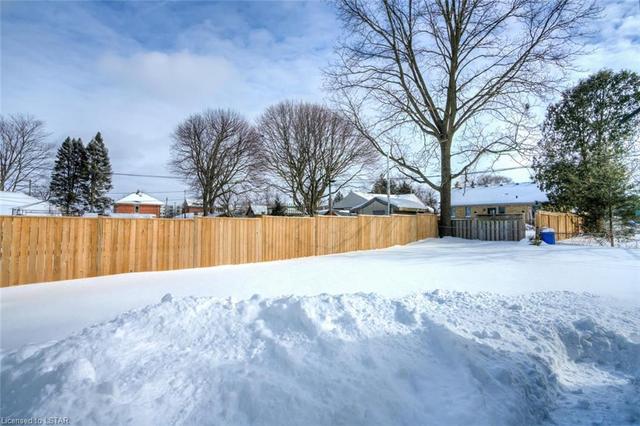 1280 Springbank Avenue, House detached with 3 bedrooms, 1 bathrooms and null parking in London ON | Image 23