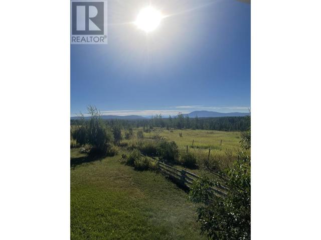 4406 Brown Road, House detached with 4 bedrooms, 2 bathrooms and null parking in Bulkley Nechako E BC | Image 15