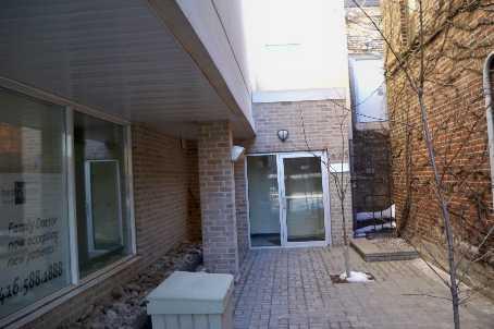 02 - 473 Dupont St, Condo with 2 bedrooms, 3 bathrooms and 1 parking in Toronto ON | Image 3