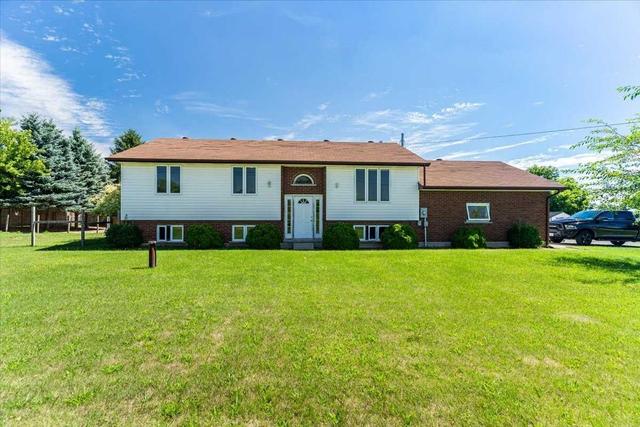 24 King St N, House detached with 3 bedrooms, 1 bathrooms and 12 parking in Brant ON | Image 12