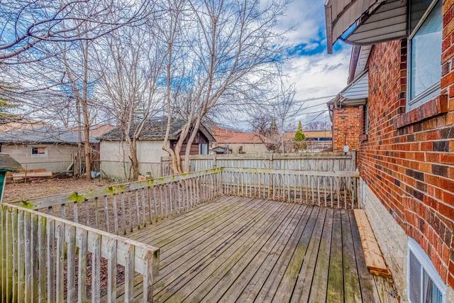 1792 Keele St, House detached with 2 bedrooms, 2 bathrooms and 3 parking in Toronto ON | Image 26