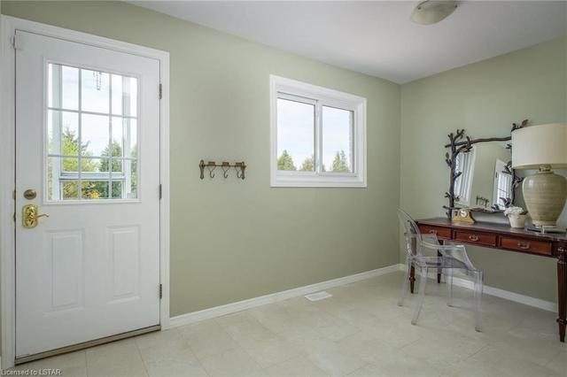 7334 Longwoods Rd, House detached with 3 bedrooms, 1 bathrooms and 8 parking in Strathroy Caradoc ON | Image 37