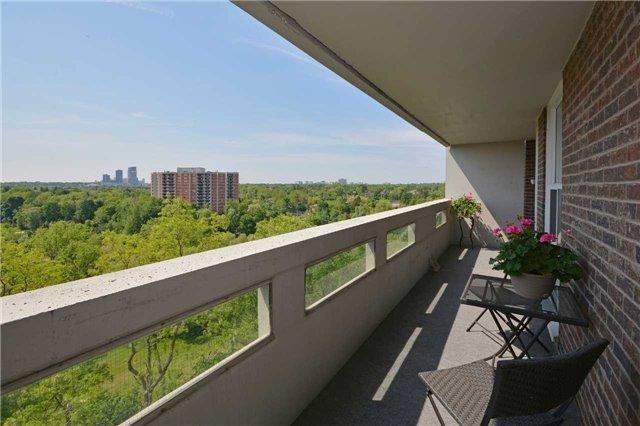 801 - 50 Inverlochy Blvd, Condo with 3 bedrooms, 2 bathrooms and 1 parking in Markham ON | Image 17