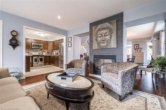 216 Thomas Avenue, House detached with 4 bedrooms, 2 bathrooms and 4 parking in Brantford ON | Image 13