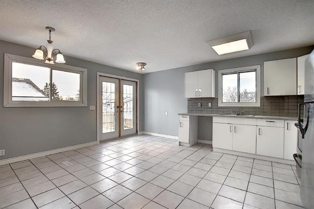 63 Aberfoyle Close Ne, House detached with 4 bedrooms, 2 bathrooms and 2 parking in Calgary AB | Image 8