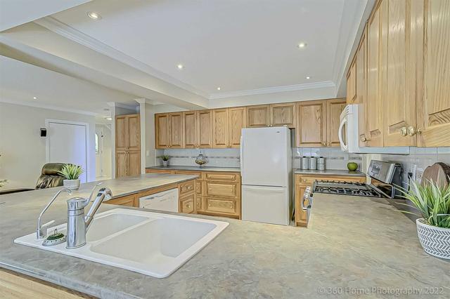 7 Marchmount Cres, House detached with 5 bedrooms, 4 bathrooms and 6 parking in Brampton ON | Image 25
