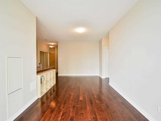 702 - 3515 Kariya Dr, Condo with 2 bedrooms, 2 bathrooms and 1 parking in Mississauga ON | Image 5