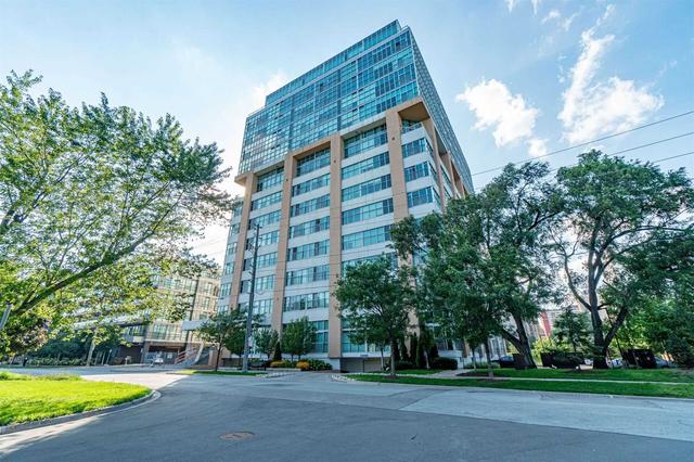 703 - 2 Fieldway Dr, Condo with 2 bedrooms, 2 bathrooms and 1 parking in Toronto ON | Image 1