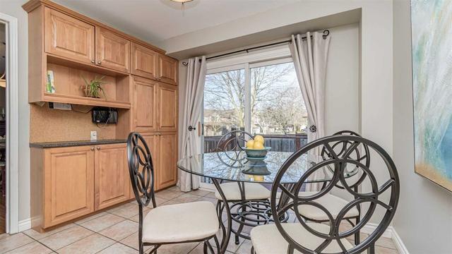 195 Romain Cres, House detached with 3 bedrooms, 3 bathrooms and 4 parking in Oakville ON | Image 6