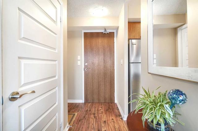 2201 - 215 Queen St E, Condo with 2 bedrooms, 2 bathrooms and 2 parking in Brampton ON | Image 25