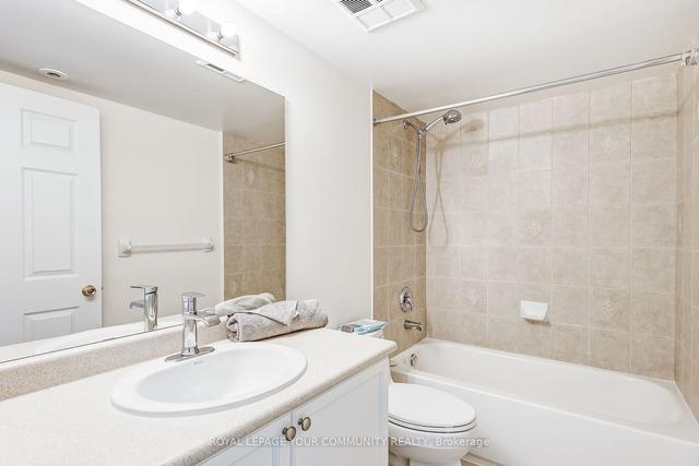 17 - 45 Cedarcroft Blvd, Townhouse with 3 bedrooms, 2 bathrooms and 1 parking in Toronto ON | Image 14