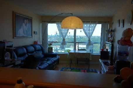1115 - 36 Lee Centre Dr, Condo with 1 bedrooms, 1 bathrooms and 1 parking in Toronto ON | Image 6