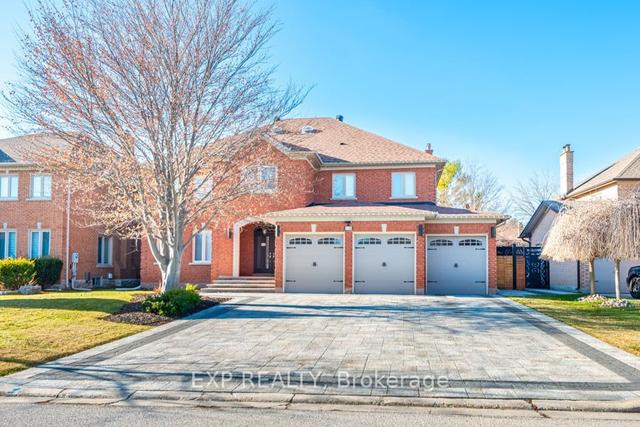 110 Brownlee Ave, House detached with 4 bedrooms, 5 bathrooms and 9 parking in Vaughan ON | Image 1