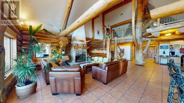 4696 Twelve Mile Road, House detached with 14 bedrooms, 12 bathrooms and null parking in Hudson's Hope BC | Image 5